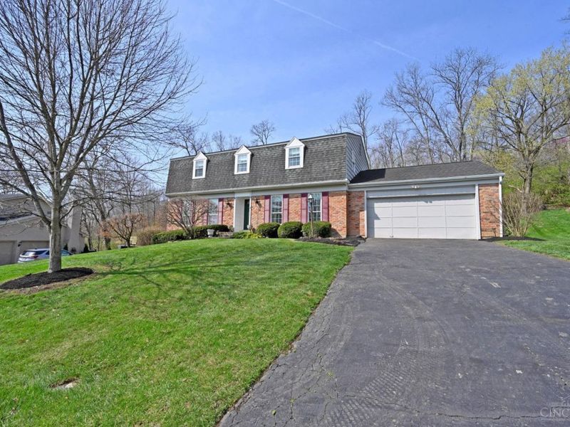 9967 Morganstrace Drive, Symmes Township, OH 45140 Photo 2