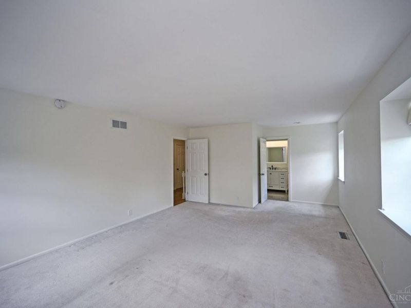 9967 Morganstrace Drive, Symmes Township, OH 45140 Photo 25