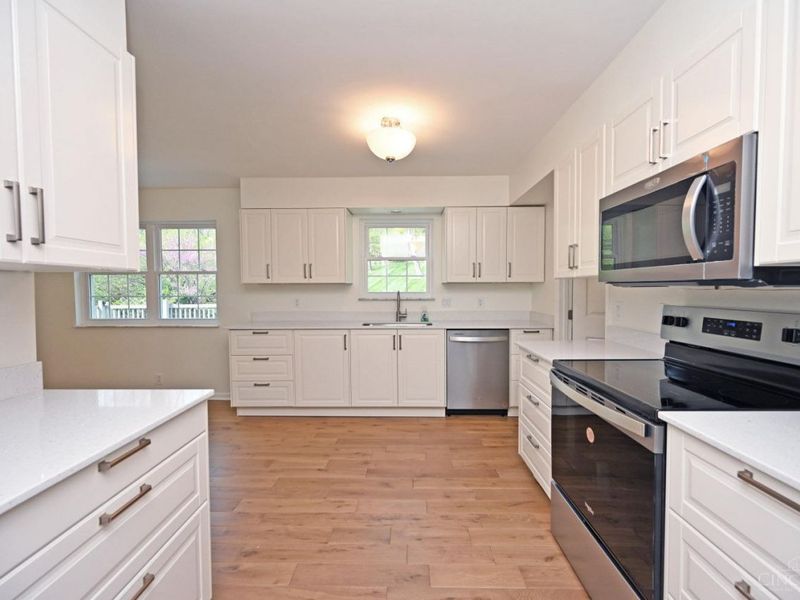 9967 Morganstrace Drive, Symmes Township, OH 45140 Photo 8