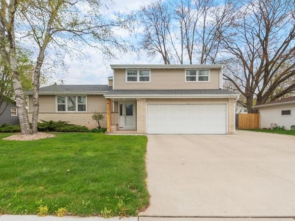 1512 CORMIER ROAD, Green Bay, WI 54313