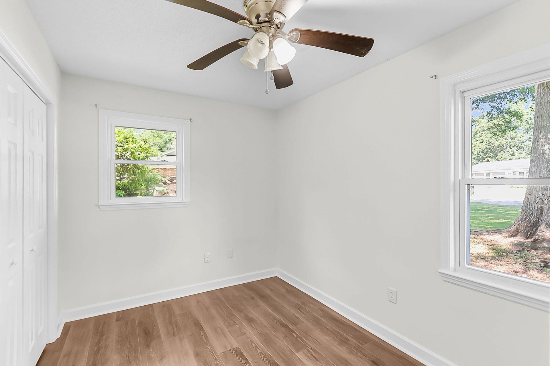 202 Sprucewood Drive Photo 24