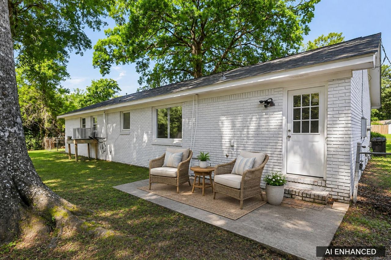 202 Sprucewood Drive Photo 32
