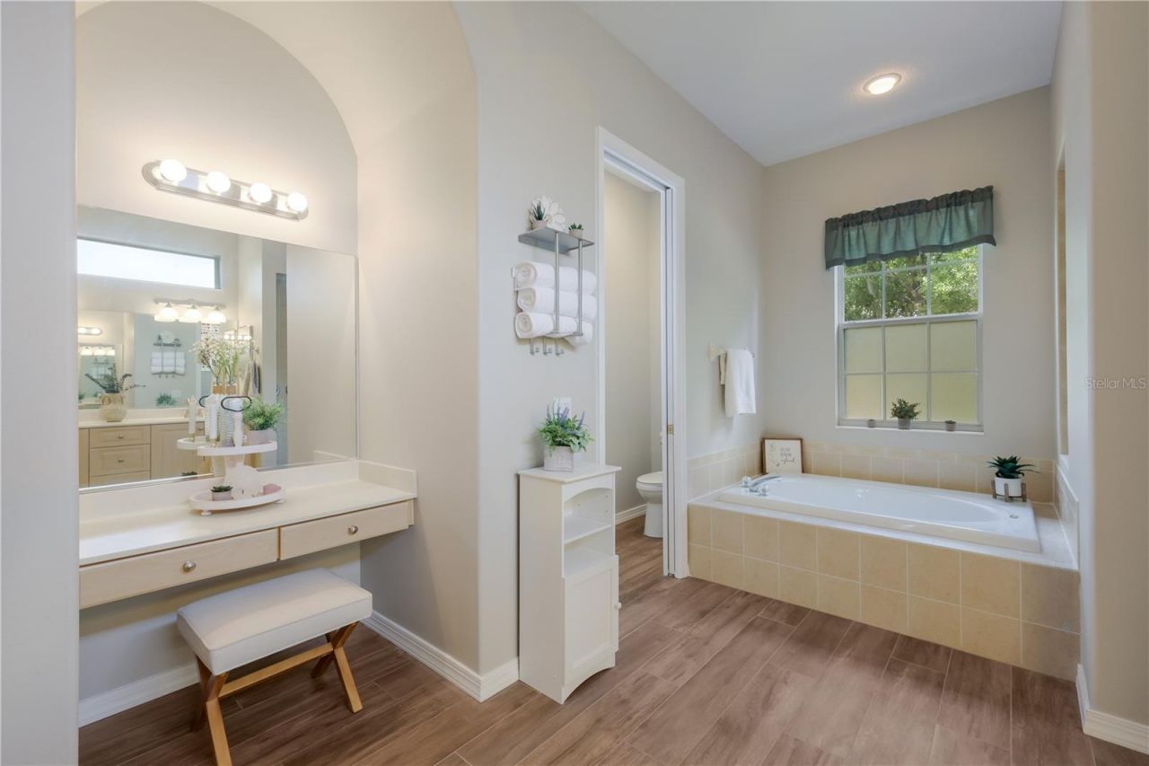 7726 Jay Watch Glen, Bradenton, FL 34202 Photo