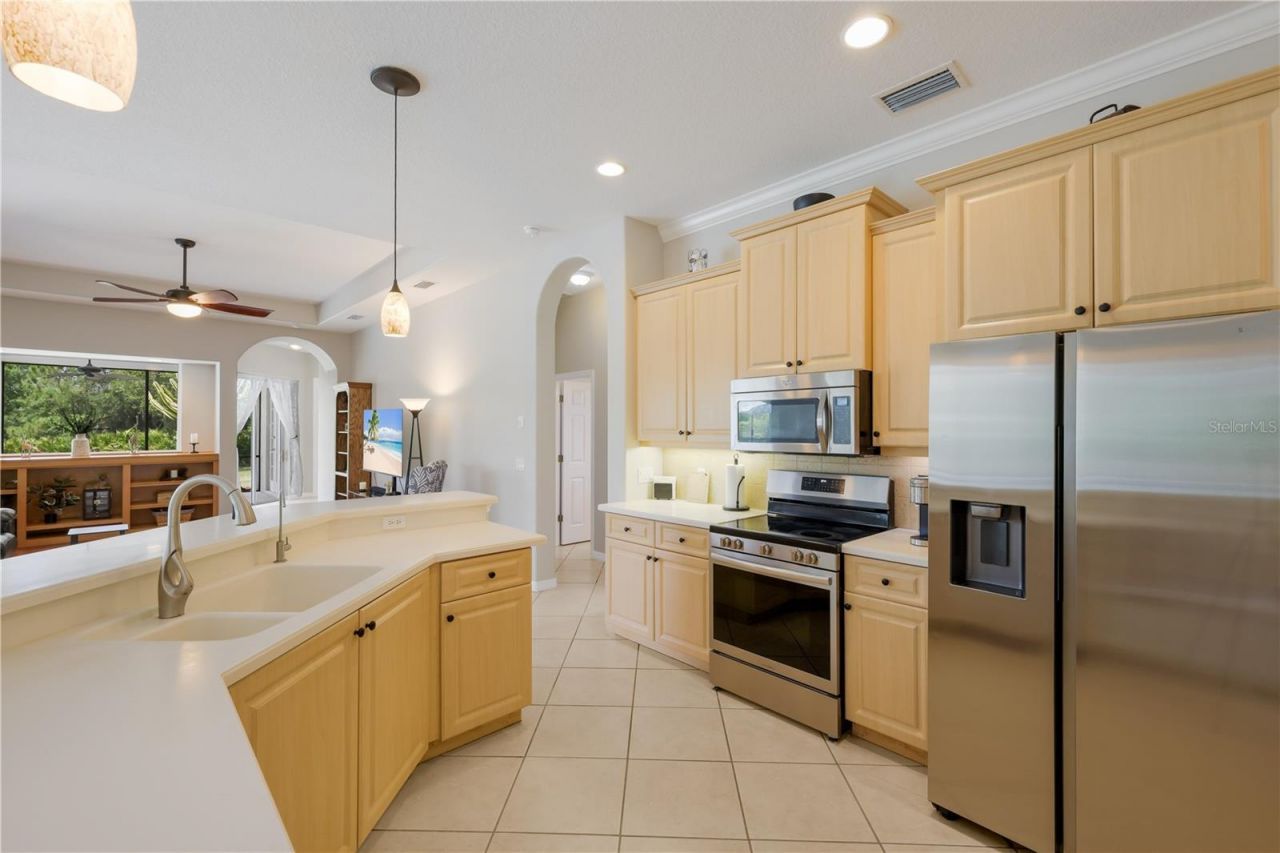 7726 Jay Watch Glen, Bradenton, FL 34202 Photo