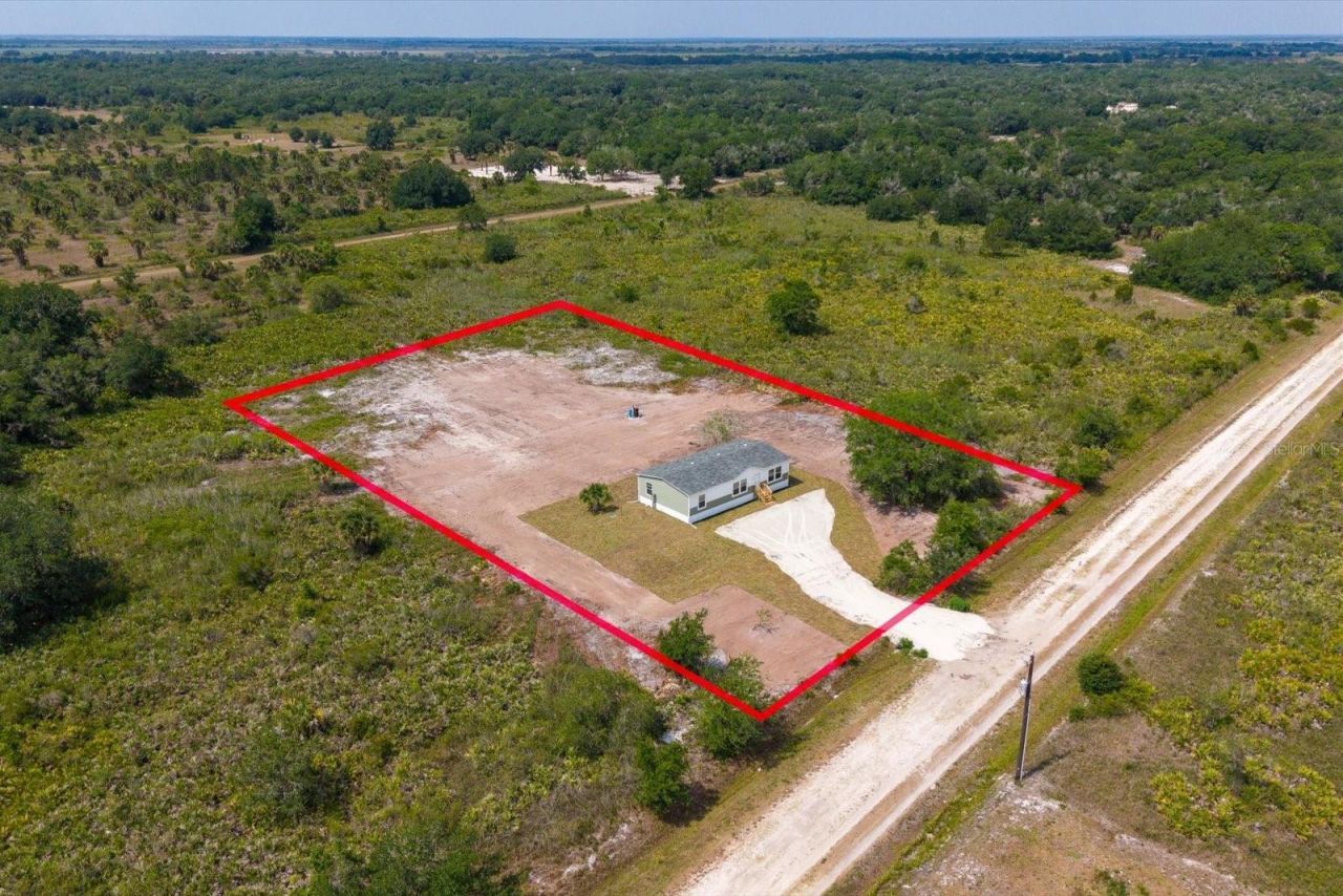 20968 NW 264th Street , Okeechobee, FL 34972 Photo