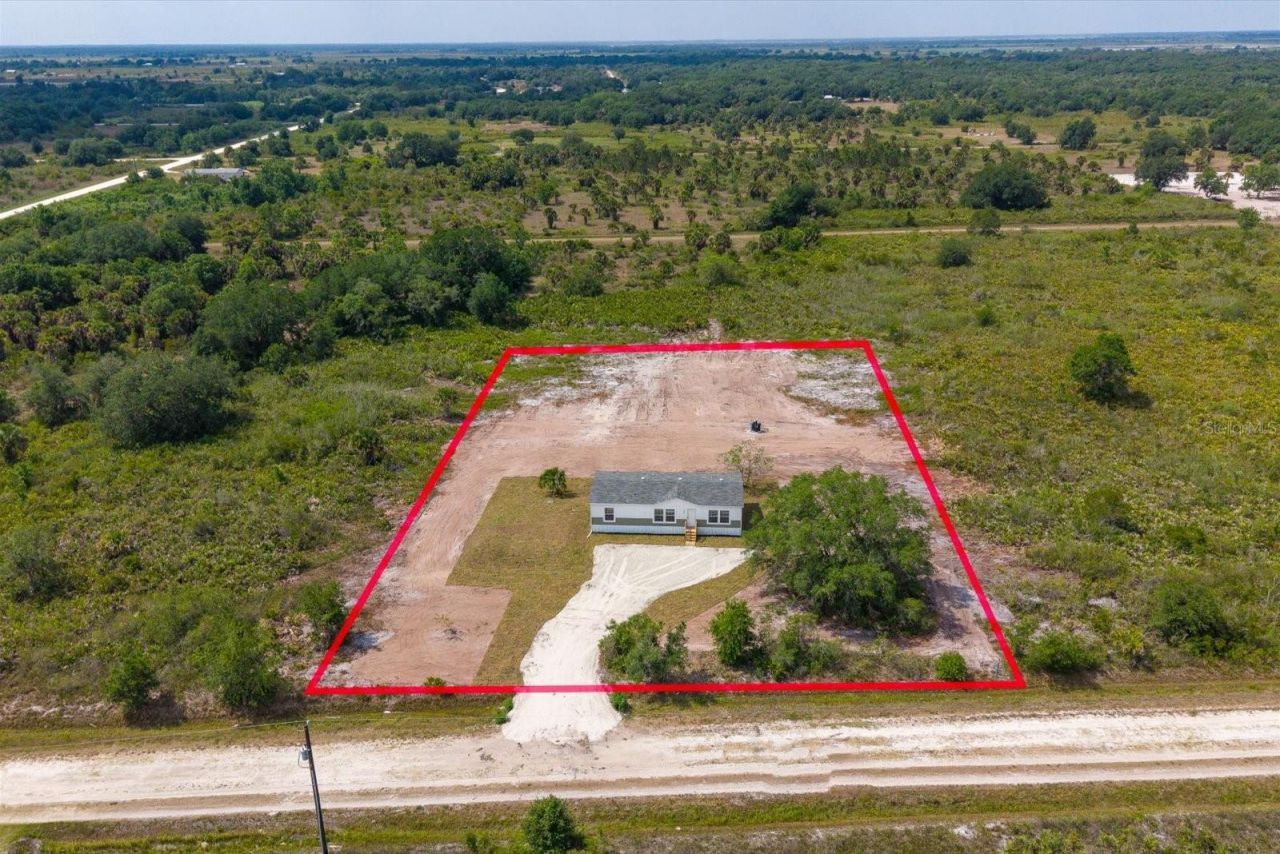 20968 NW 264th Street , Okeechobee, FL 34972 Photo