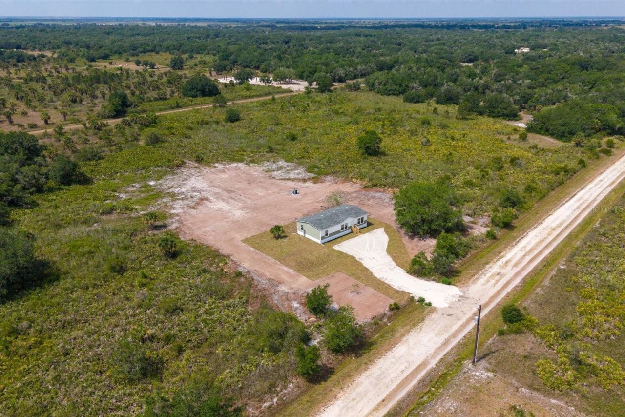 20968 NW 264th Street , Okeechobee, FL 34972 Photo