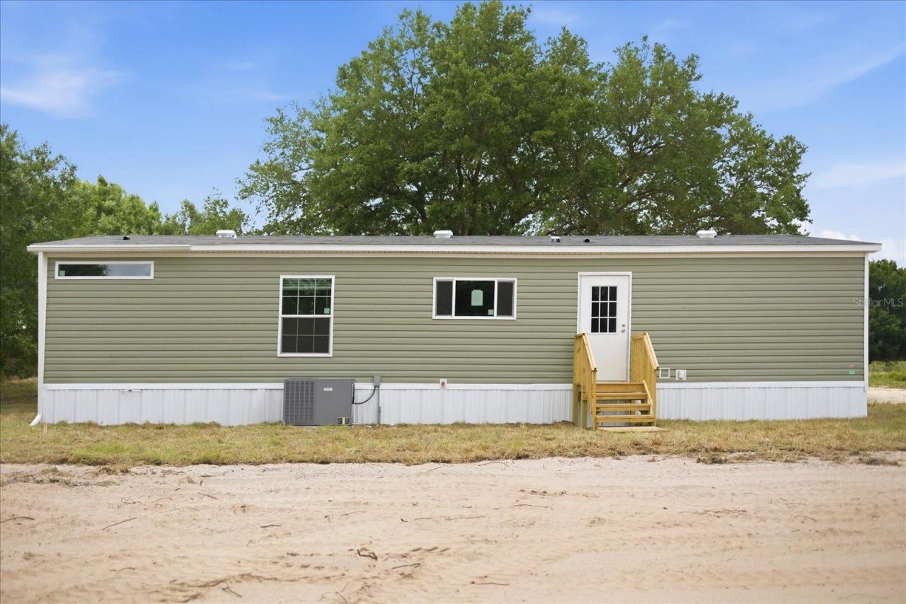 20213 NW 258th Street , Okeechobee, FL 34972 Photo
