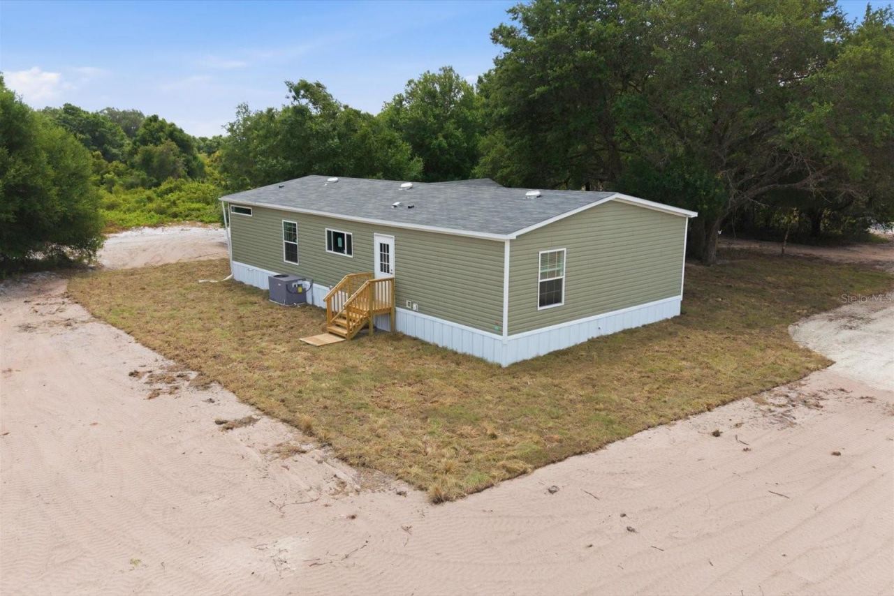 20213 NW 258th Street , Okeechobee, FL 34972 Photo