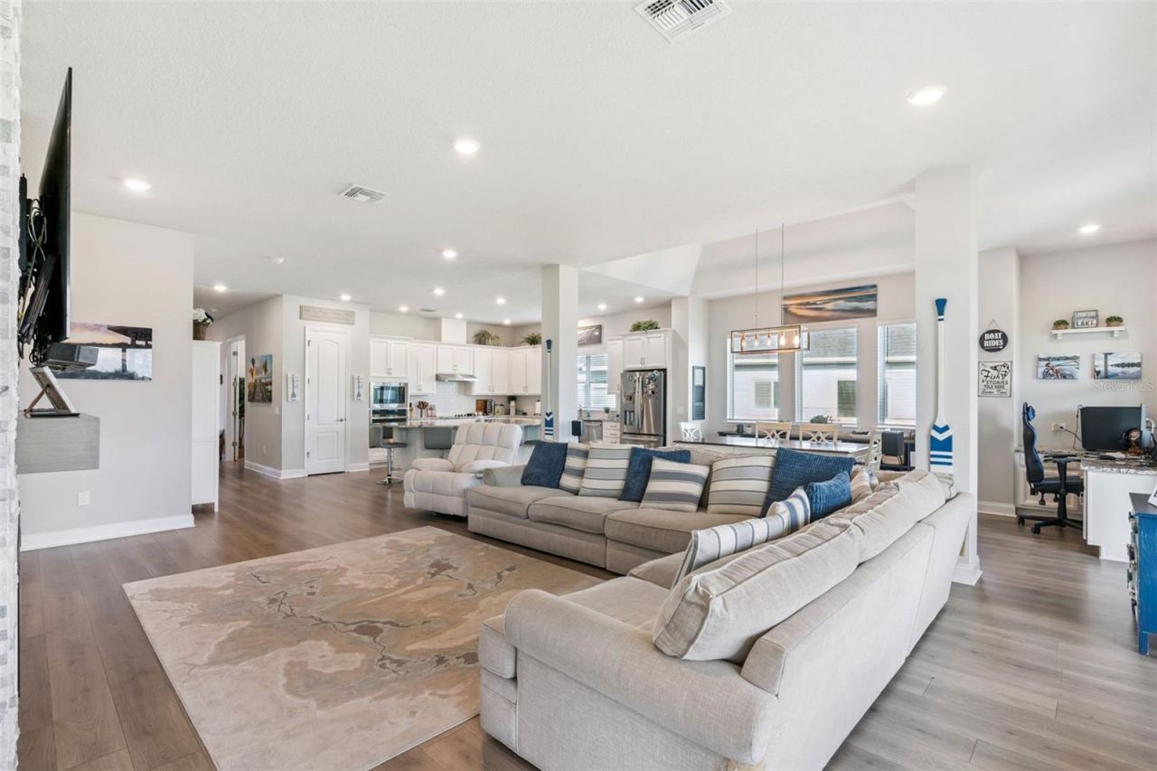 17060 Secret Hollow Loop, Clermont, FL 34711 Photo