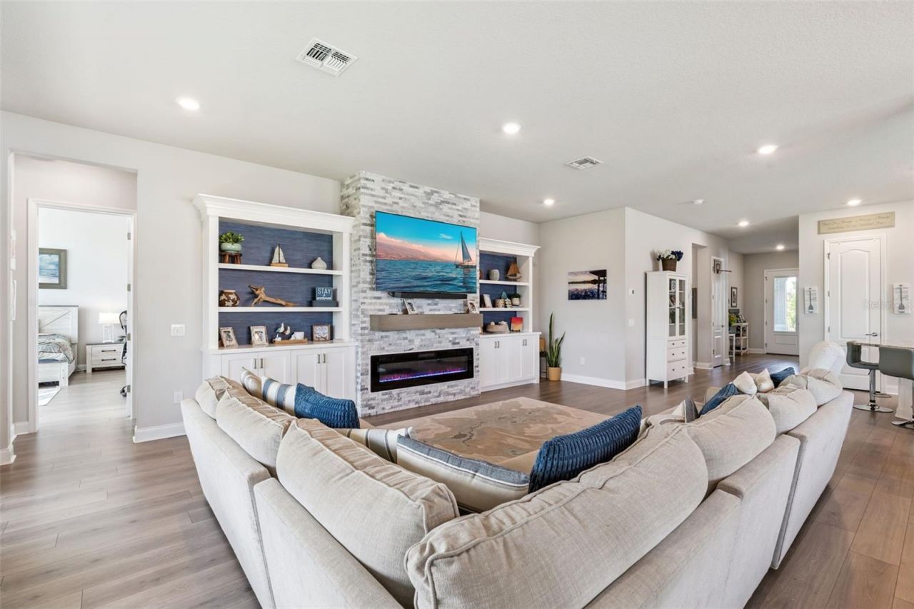 17060 Secret Hollow Loop, Clermont, FL 34711 Photo