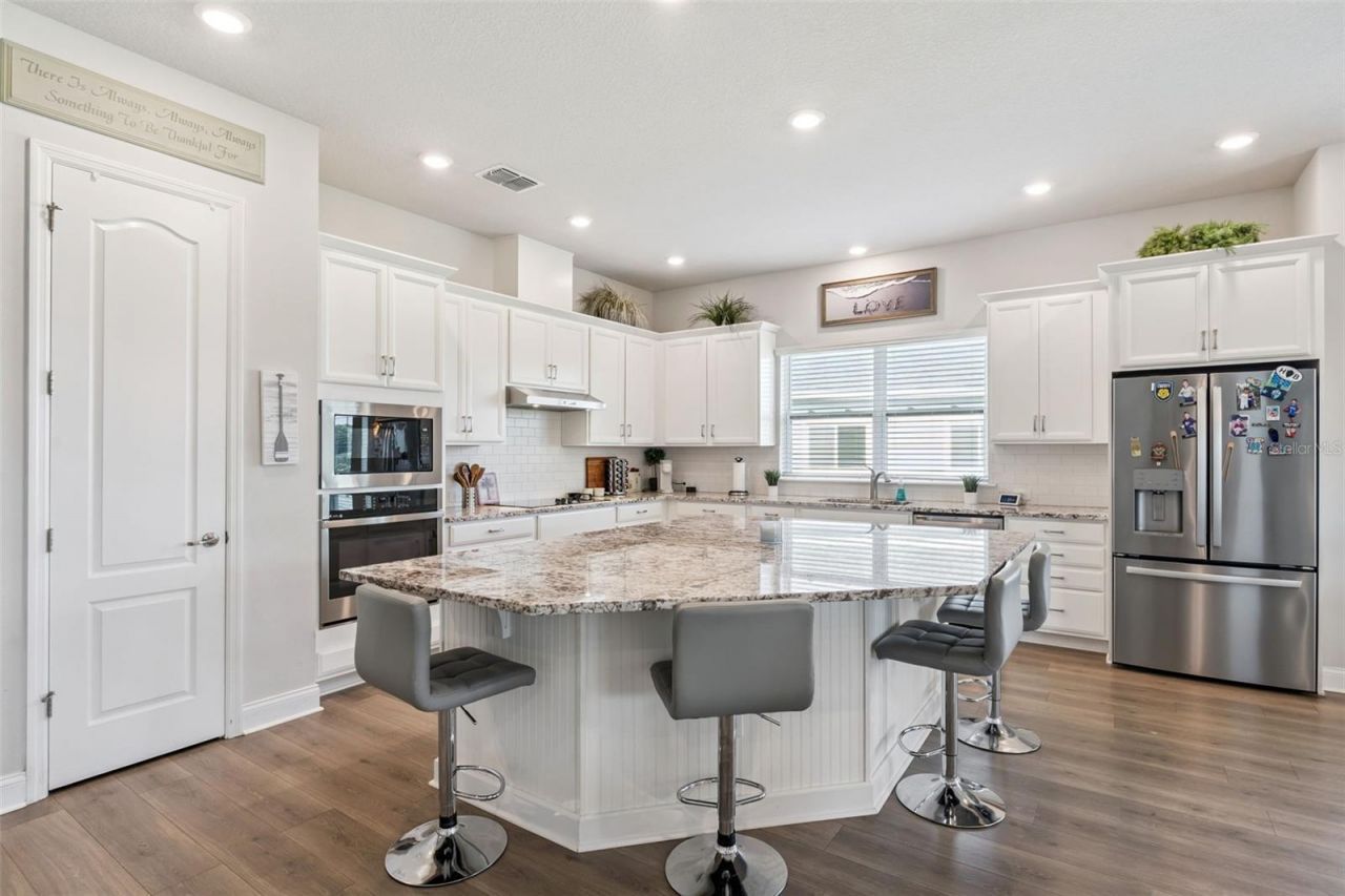 17060 Secret Hollow Loop, Clermont, FL 34711 Photo