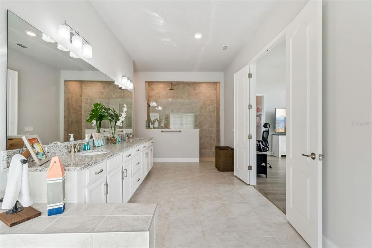 17060 Secret Hollow Loop, Clermont, FL 34711 Photo