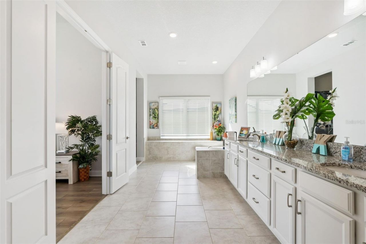 17060 Secret Hollow Loop, Clermont, FL 34711 Photo