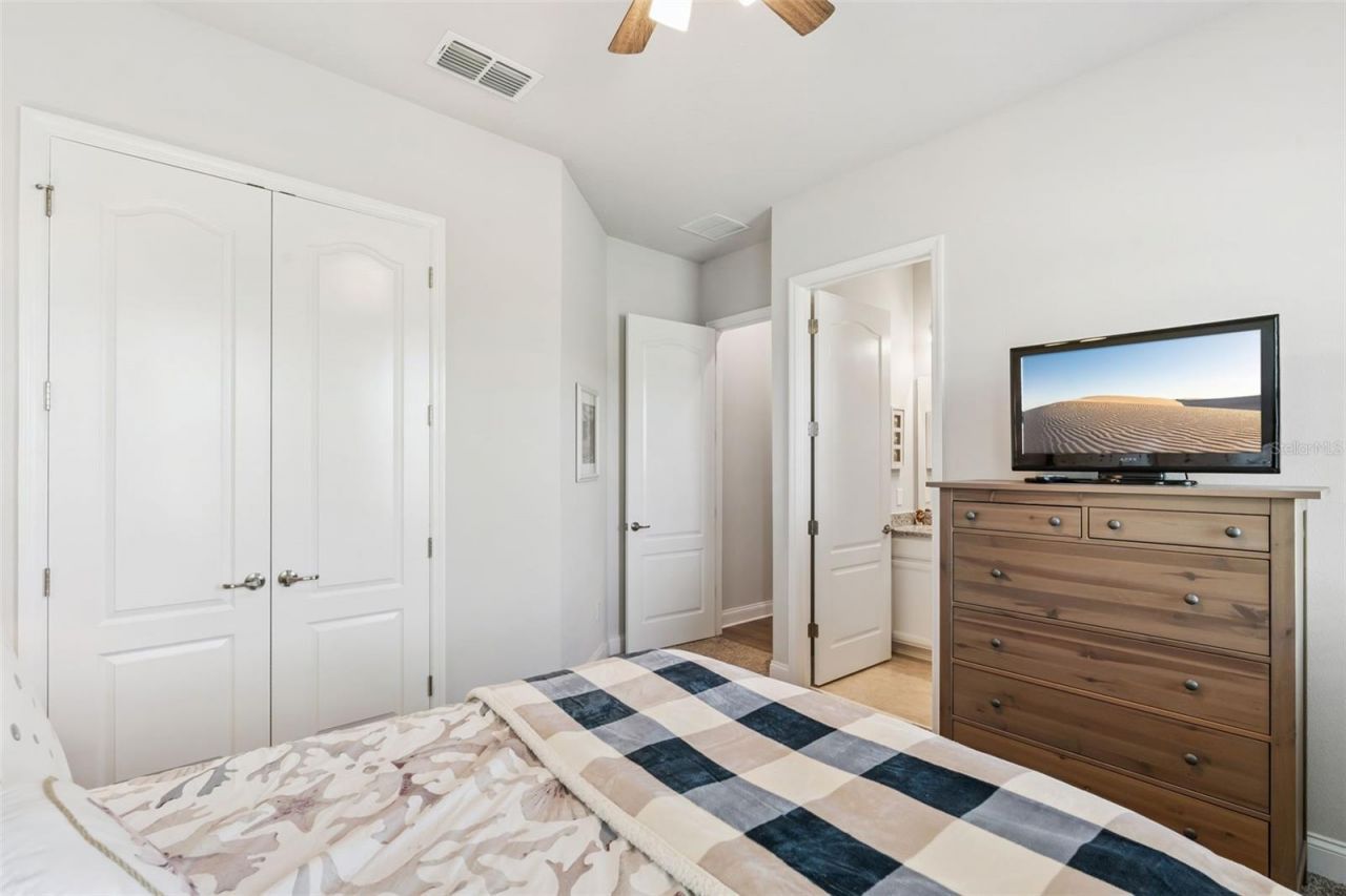 17060 Secret Hollow Loop, Clermont, FL 34711 Photo