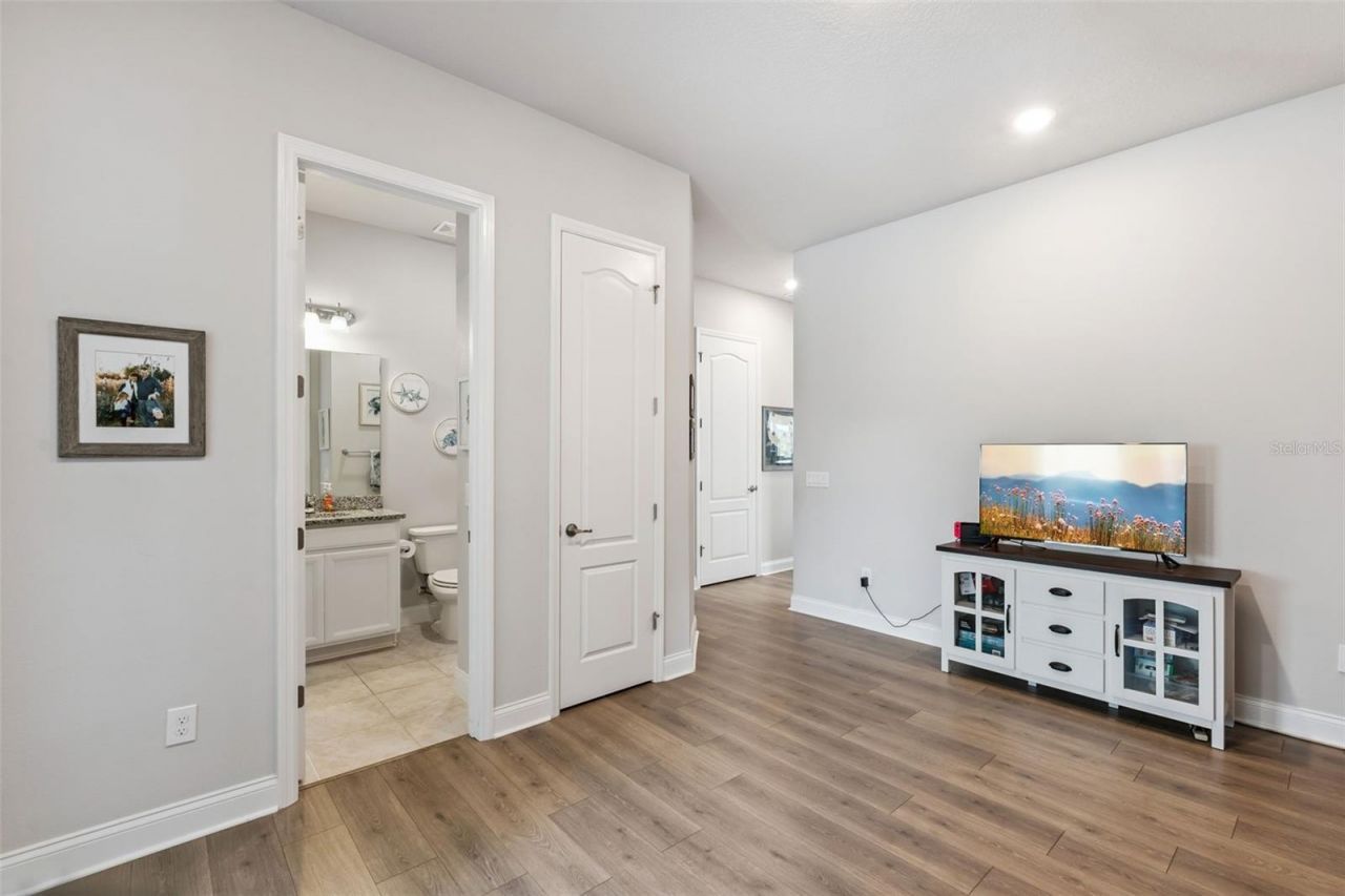 17060 Secret Hollow Loop, Clermont, FL 34711 Photo