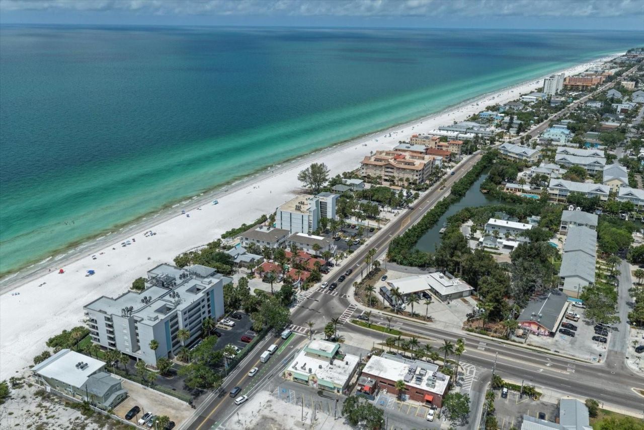 506 Gulf Boulevard , Unit 201, Indian Rocks Beach, FL 33785 Photo