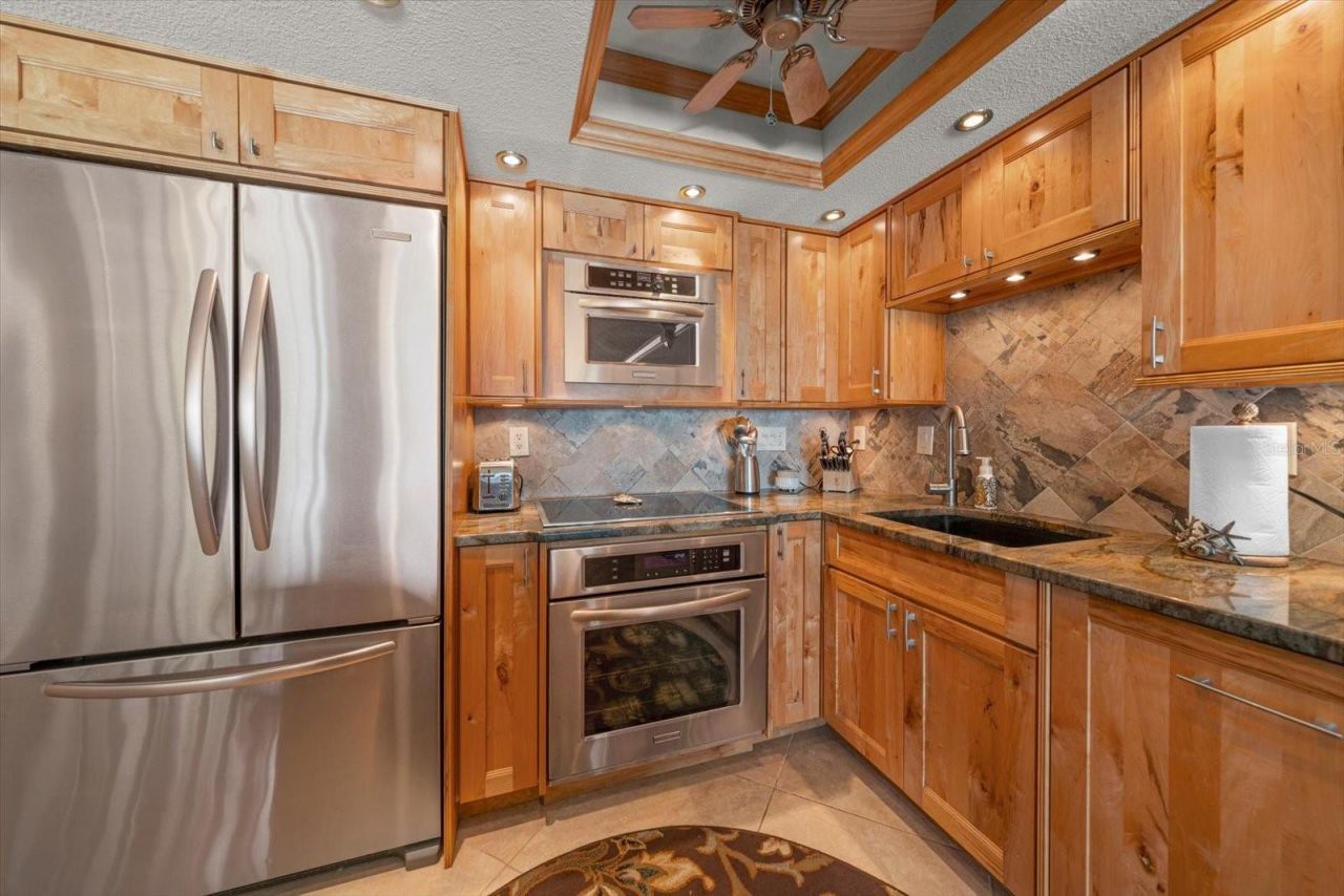 506 Gulf Boulevard , Unit 201, Indian Rocks Beach, FL 33785 Photo