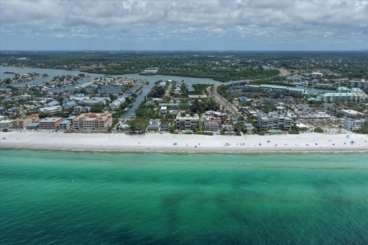 506 Gulf Boulevard , Unit 201, Indian Rocks Beach, FL 33785 Photo