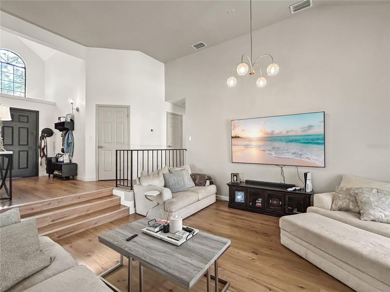 331 Cascade Lane, Palm Harbor, FL 34684 Photo