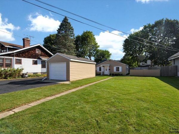 115 Grant Street , Barrington, IL 60010