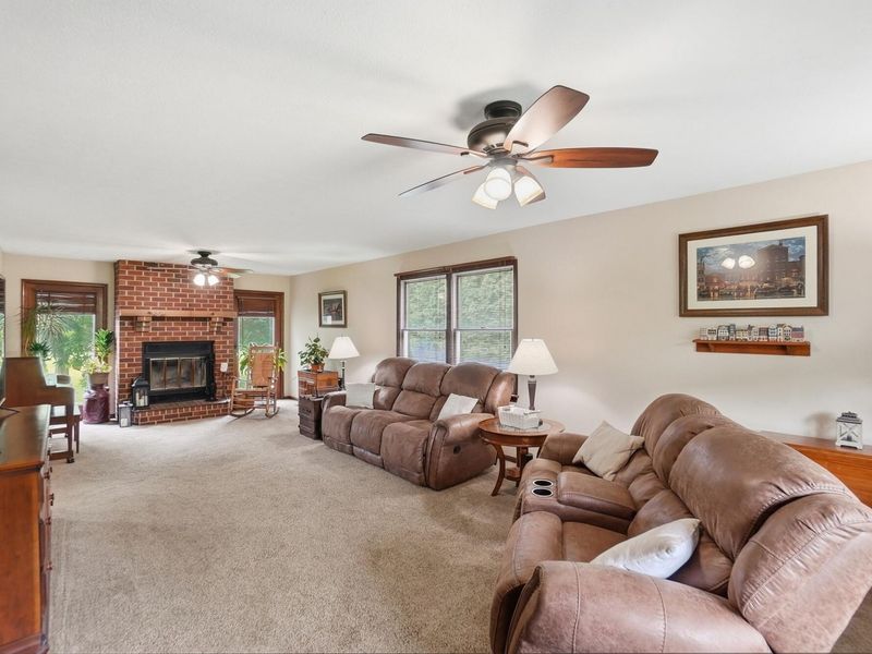 1589 Bending Tree Drive, New Carlisle, OH 45344 Photo 10