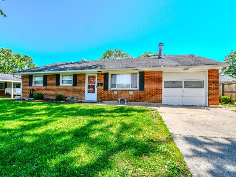 203 W Boitnott Drive, Englewood, OH 45322 Photo 1