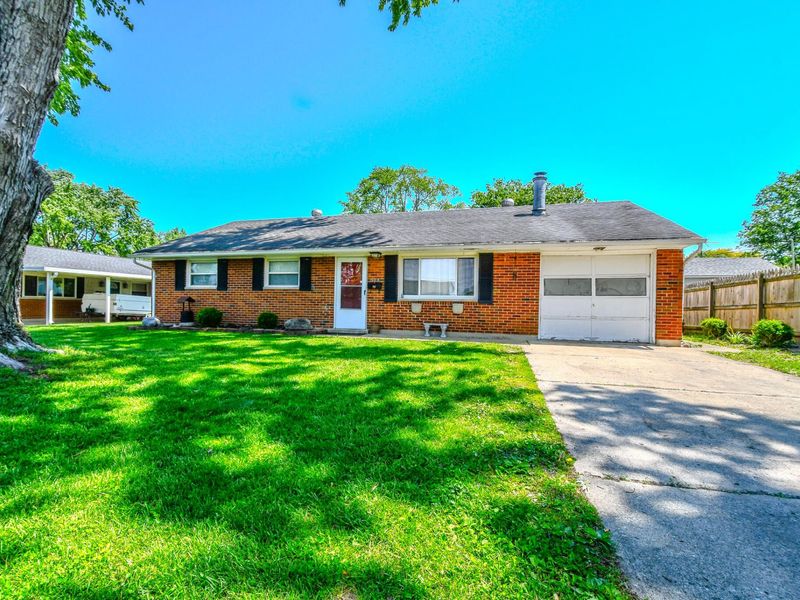 203 W Boitnott Drive, Englewood, OH 45322 Photo 4
