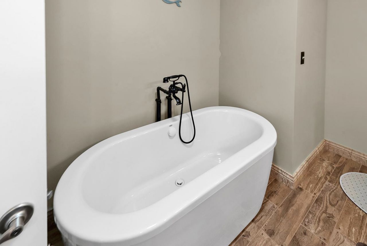 4602 Marion Circle Photo 35