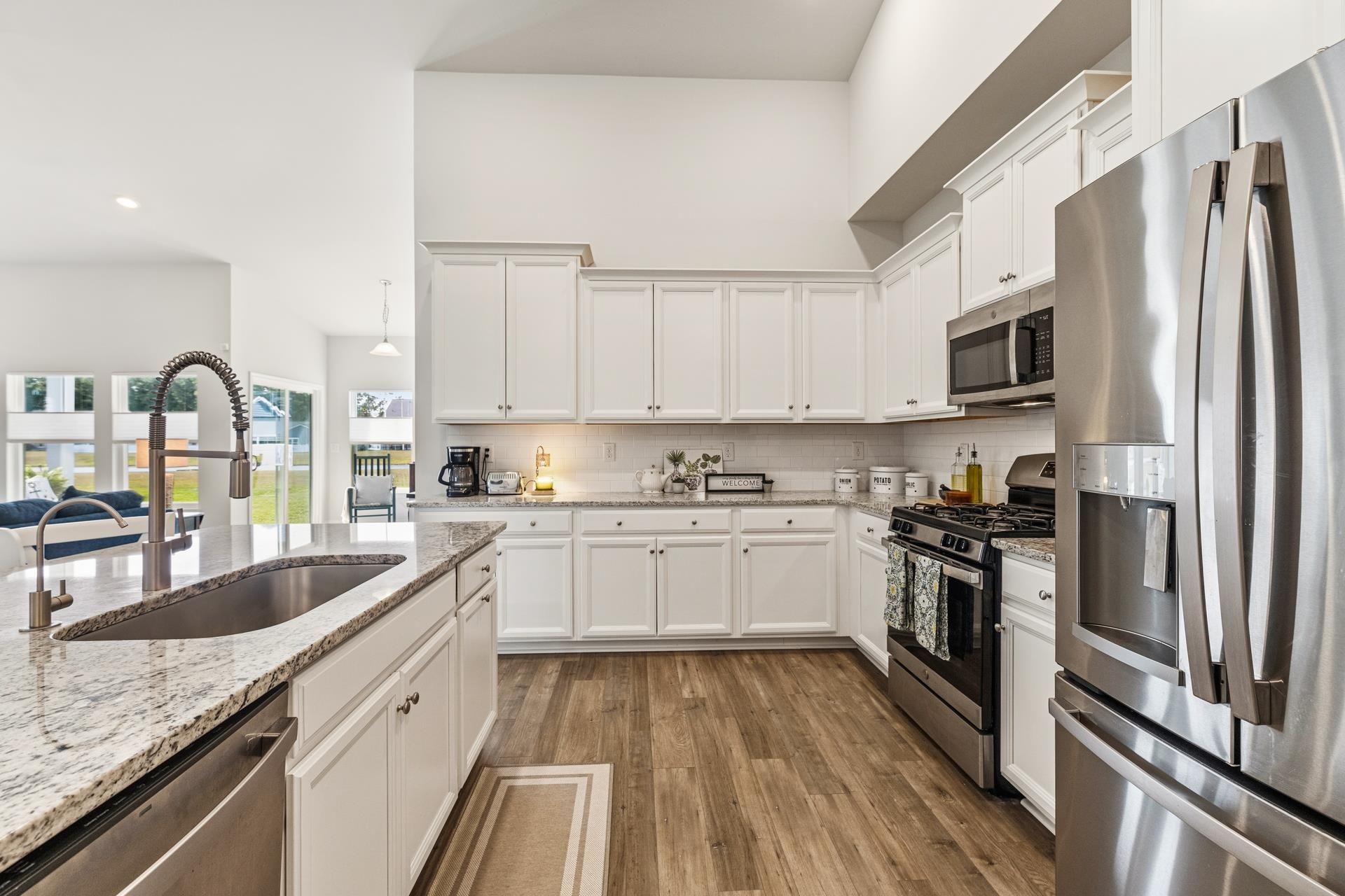 959 Harrison Mill St. Photo 13