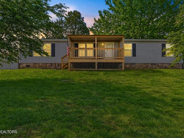 1017 Beardshire St, Sweetwater, TN 37874
