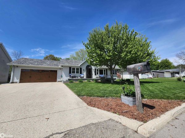 114 Cathedral Oaks Road, Forest City, IA 50436