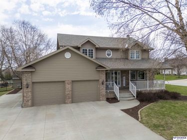 1501 N 211th Street , Omaha, NE 68022