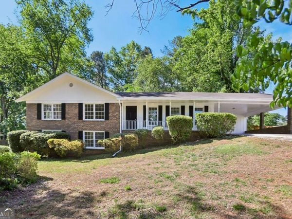 2922 Laura Lane, Lithia Springs, GA 30122