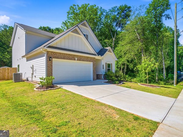 637 Simmons Drive, Temple, GA 30179
