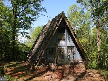 4011 BLUE MOUNTAIN ROAD, FRONT ROYAL, VA 22630