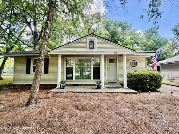 412 S Victoria Avenue, Cleveland, MS 38732