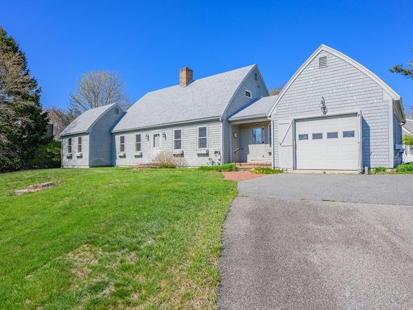 181 Elliott Rd, Barnstable, MA 02632
