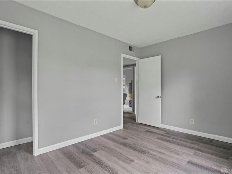 245 E Beechwood Avenue, Dayton, OH 45405 Photo 11