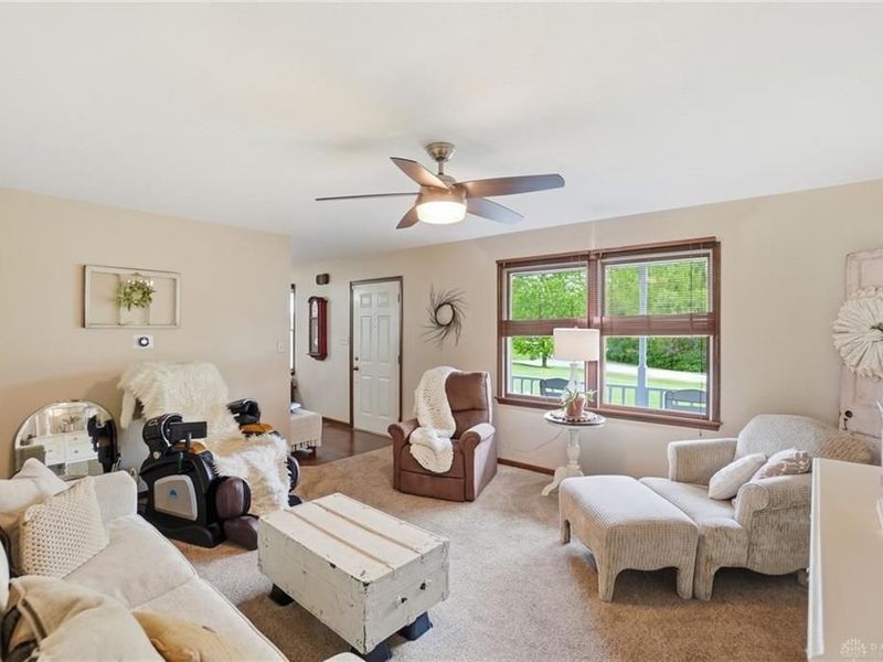 1589 Bending Tree Drive, New Carlisle, OH 45344 Photo 14
