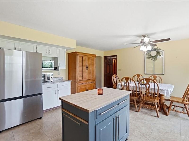 1589 Bending Tree Drive, New Carlisle, OH 45344 Photo 18