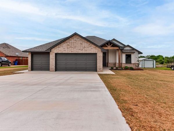 404 Candice Drive, Piedmont, OK 73078