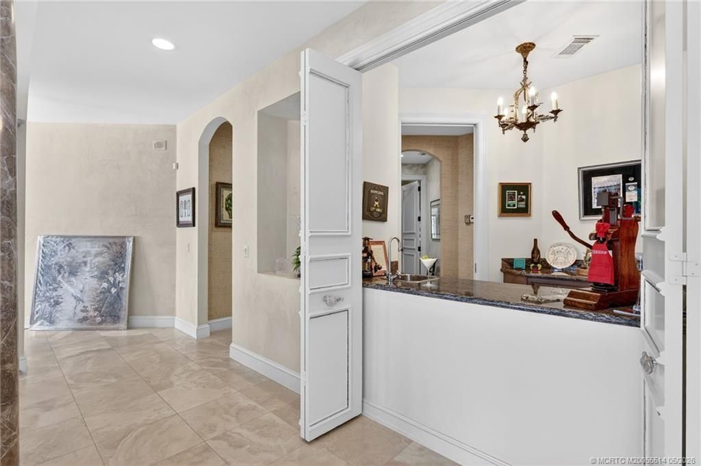 6600 SE Barrington Drive, Stuart, FL 34997 Photo