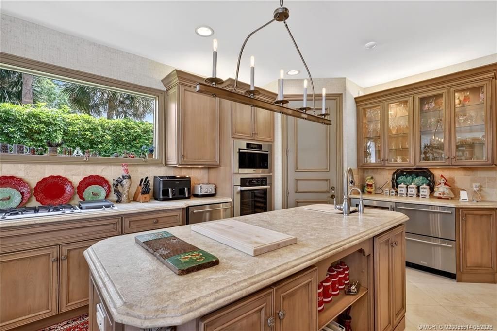 6600 SE Barrington Drive, Stuart, FL 34997 Photo