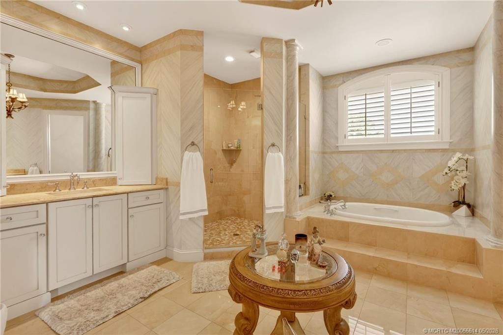 6600 SE Barrington Drive, Stuart, FL 34997 Photo