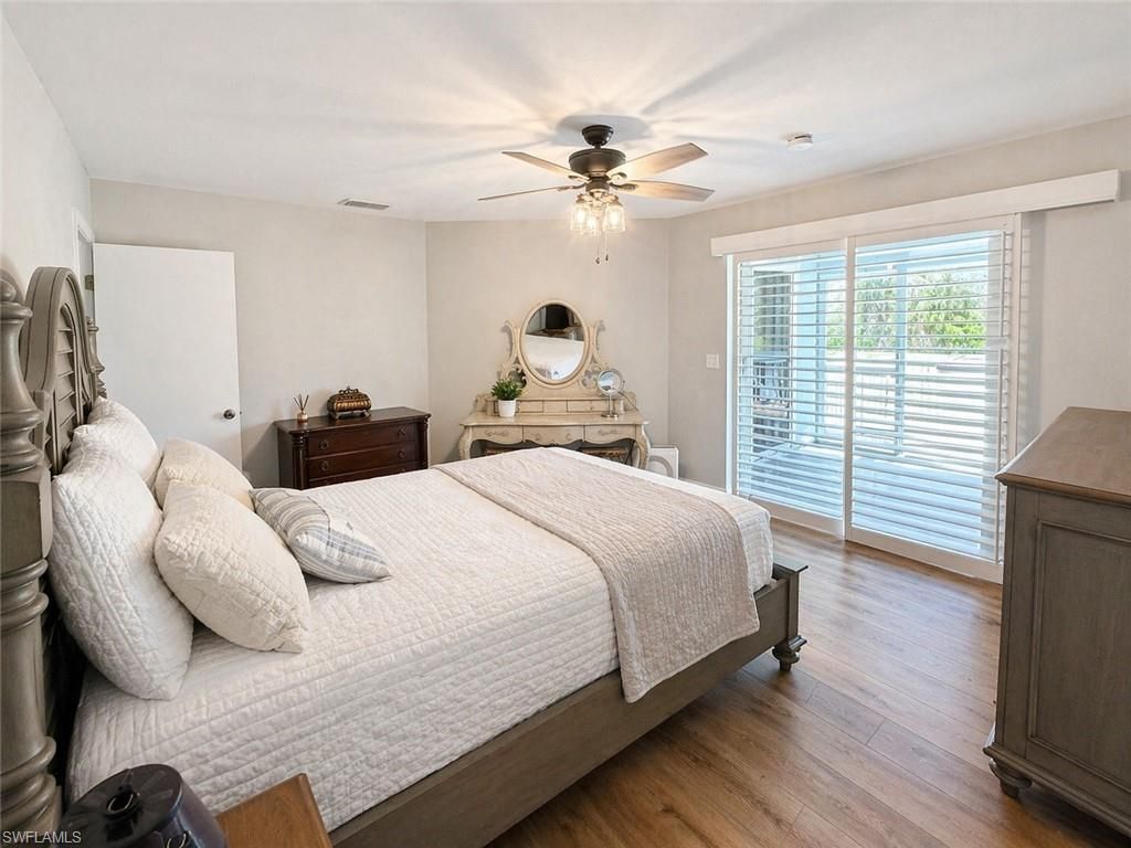 27594 Shore Dr , Bonita Springs, FL 34134 Photo