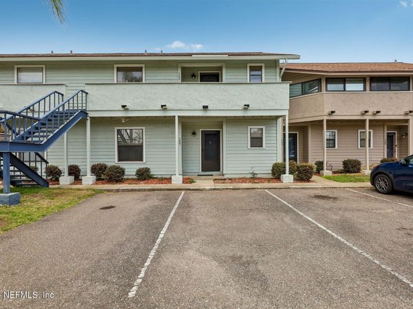 162 GOVERNOR Street, Unit 206, Green Cove Springs, FL 32043