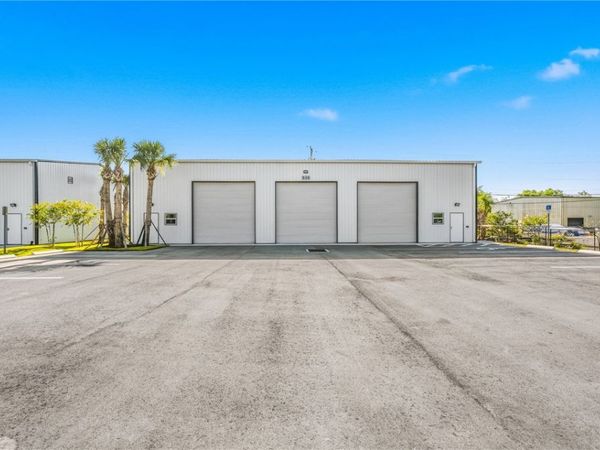 936 19th Avenue SW, Vero Beach, FL 32962