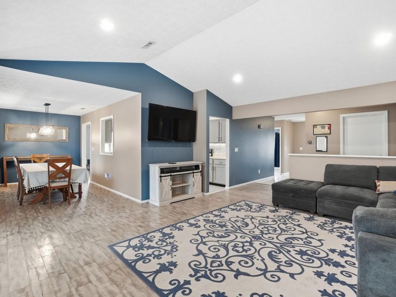 8878 Trowbridge Way, Dayton, OH 45424 Photo 17