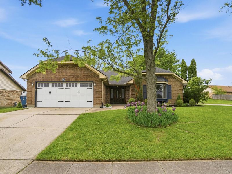 8878 Trowbridge Way, Dayton, OH 45424 Photo 3